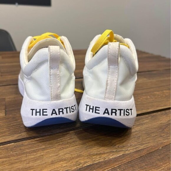 Triathlete Atreyu “the artist” running shoe. White. Size 7 men’s, 8.5 woman’s. L - Picture 2 of 9